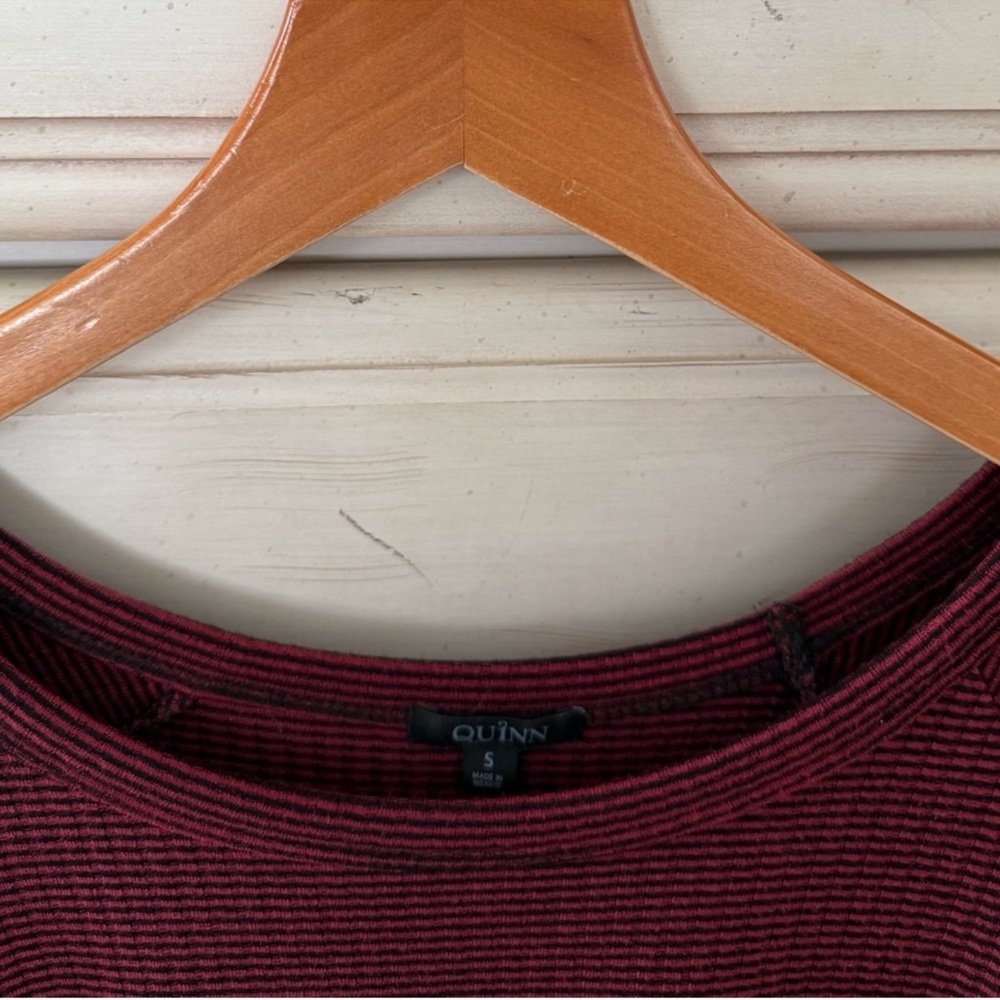 Burgundy Ribbed Contrast Hem Top - Picture 4 of 5